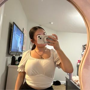 Cute white top !!